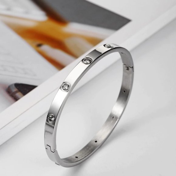 Shine Love V - Set of 3 Stainless Steel Br… - Picture 6 of 8